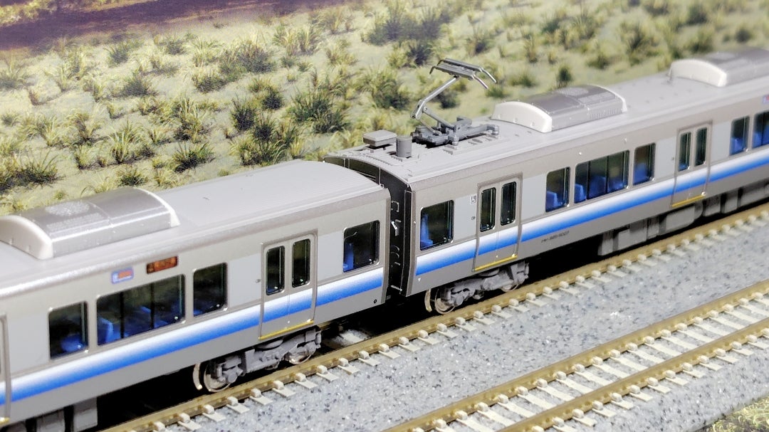 KATO 225系5000番台(関空・紀州路快速) 入線‼️ その② (品番10-926