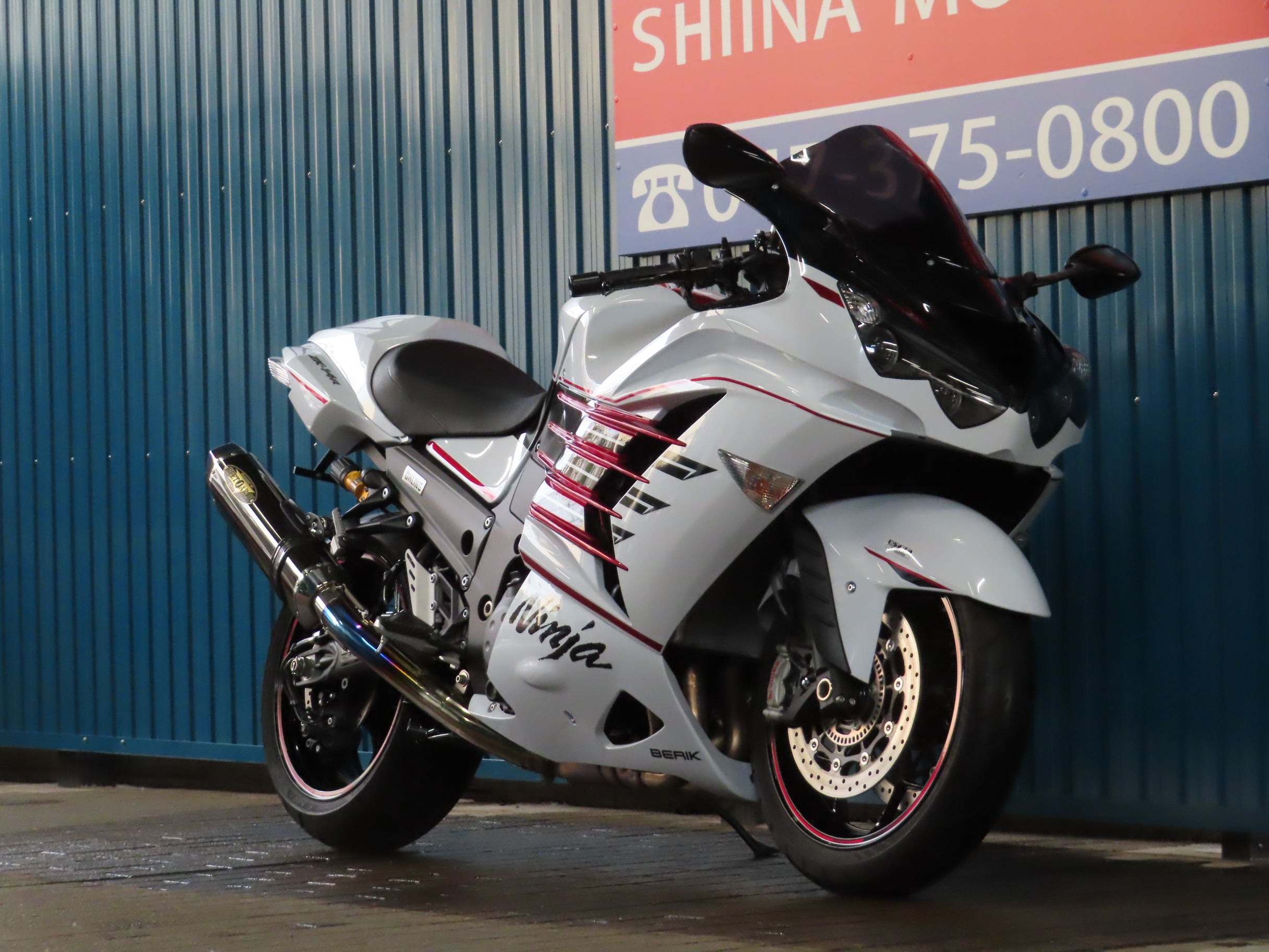 未だ新車の空気” ZX-14Rファイナルエディション 328km入荷！【スーパー