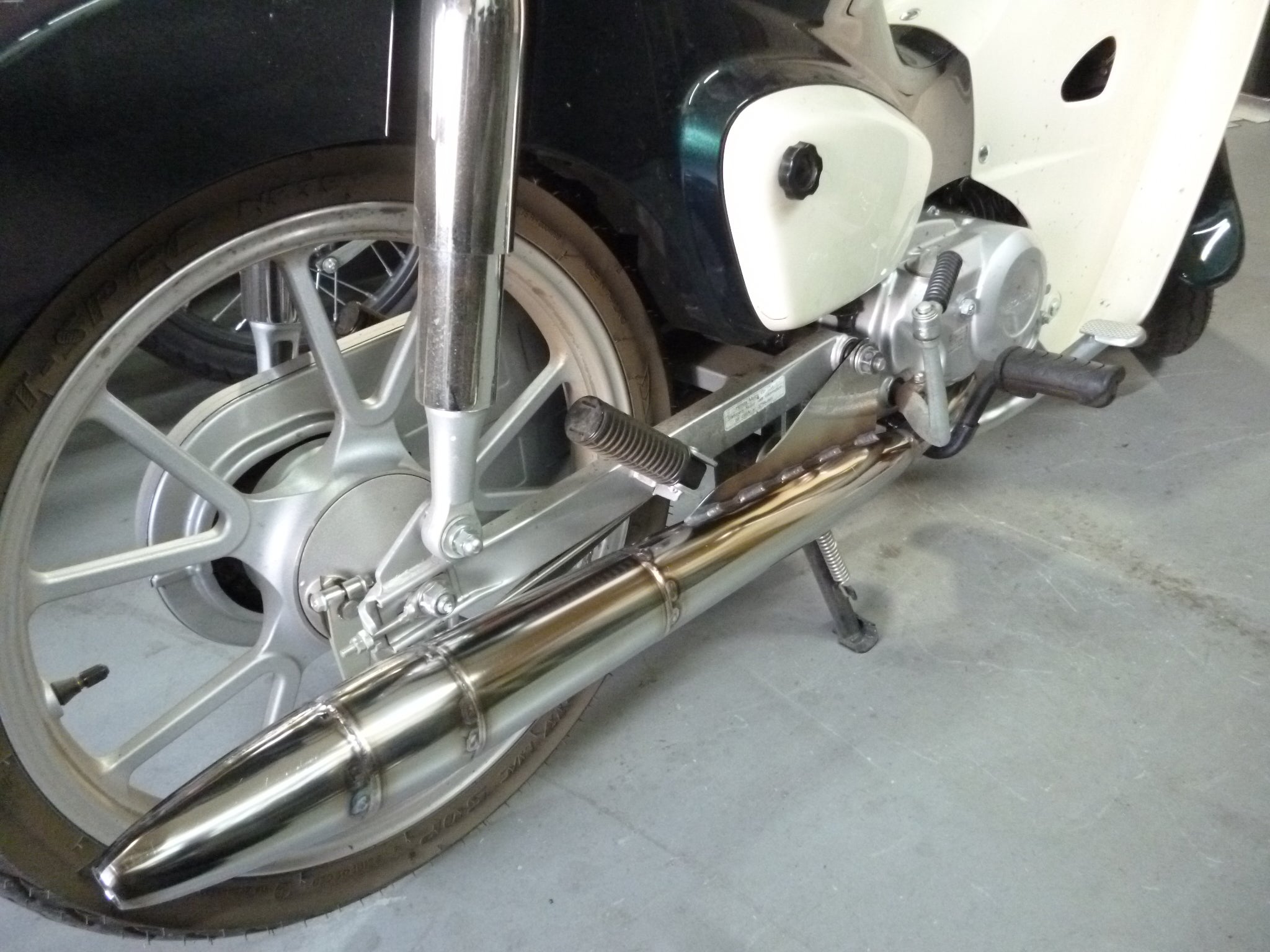 BRD JA59 type-R マフラー | RCR・HANGOUT