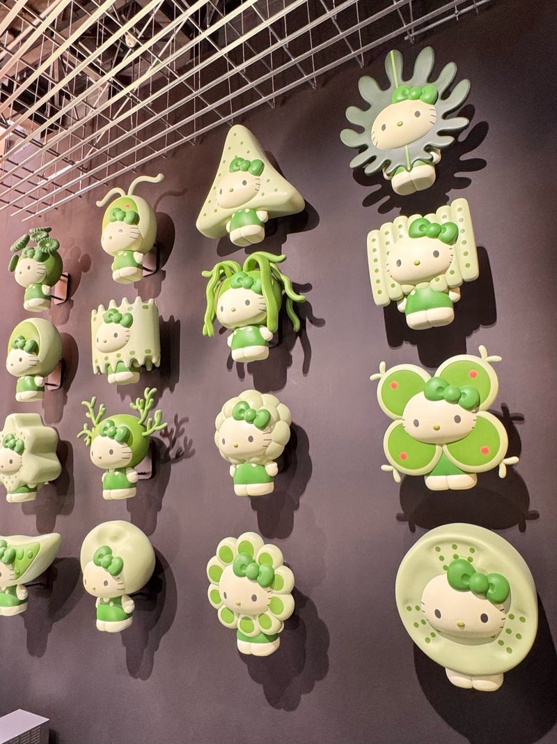 おひとり様でハローキティ展】大阪万博・日本館の藻キティ、再び！その