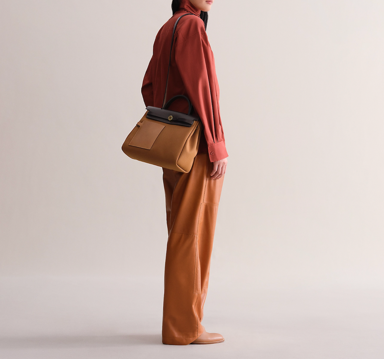 新作】普段使いに！エルメスのバッグ バッグ 《エールバッグ・ジップ