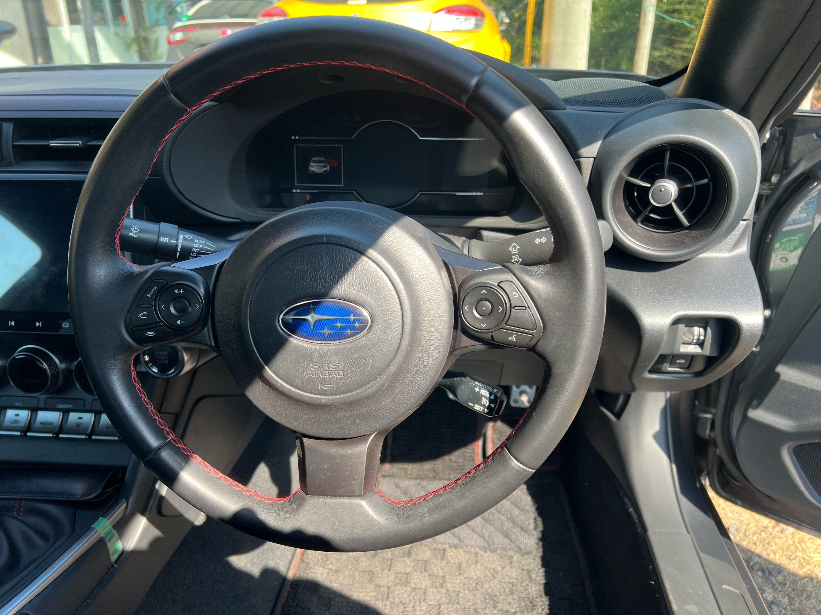 BRZ(ZD8)へステアリングスイッチケース-MTを取り付け | frogdriveのブログ