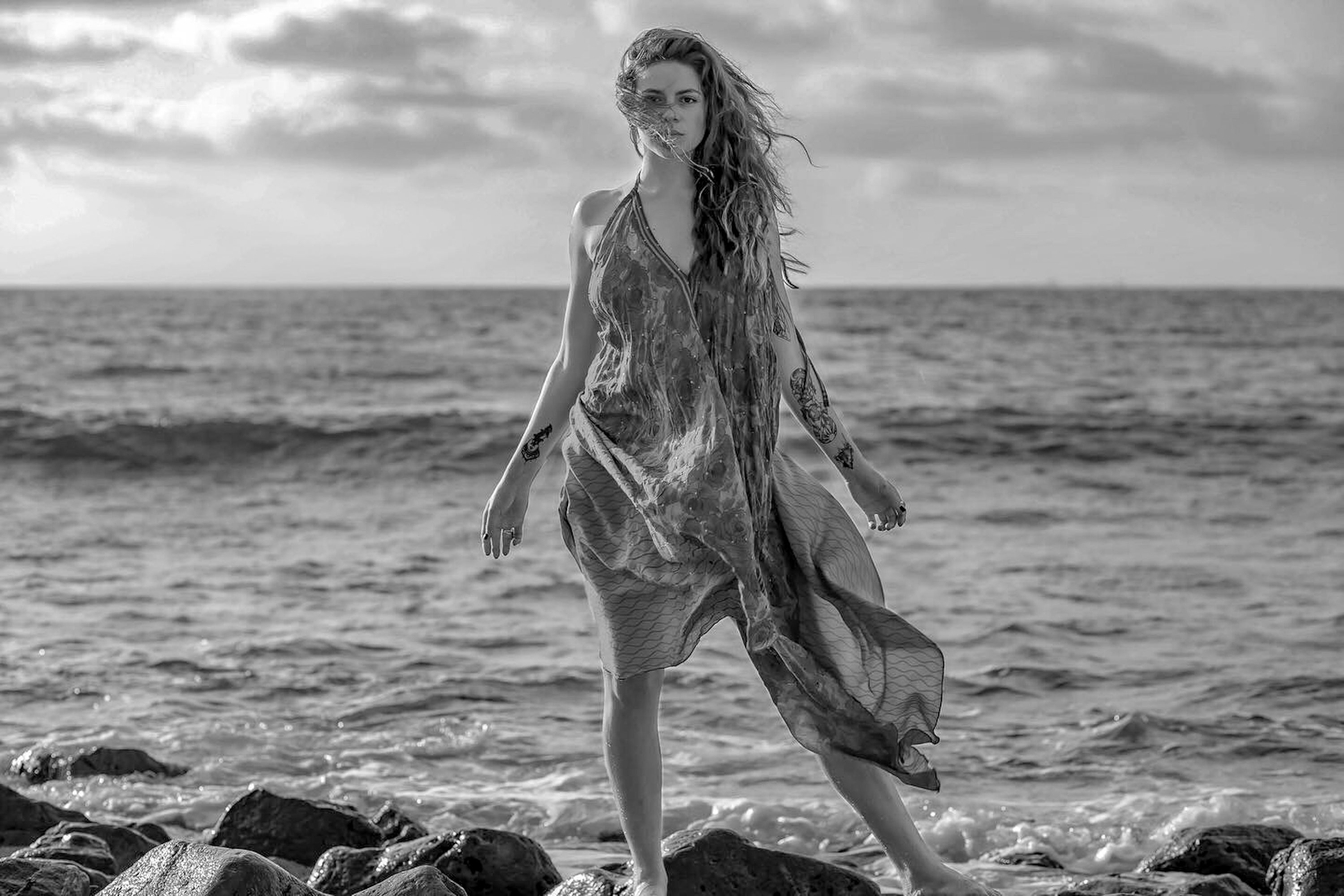 写真家「石橋純」活動の集大成！初の作品写真集出版プロジェクトを成功