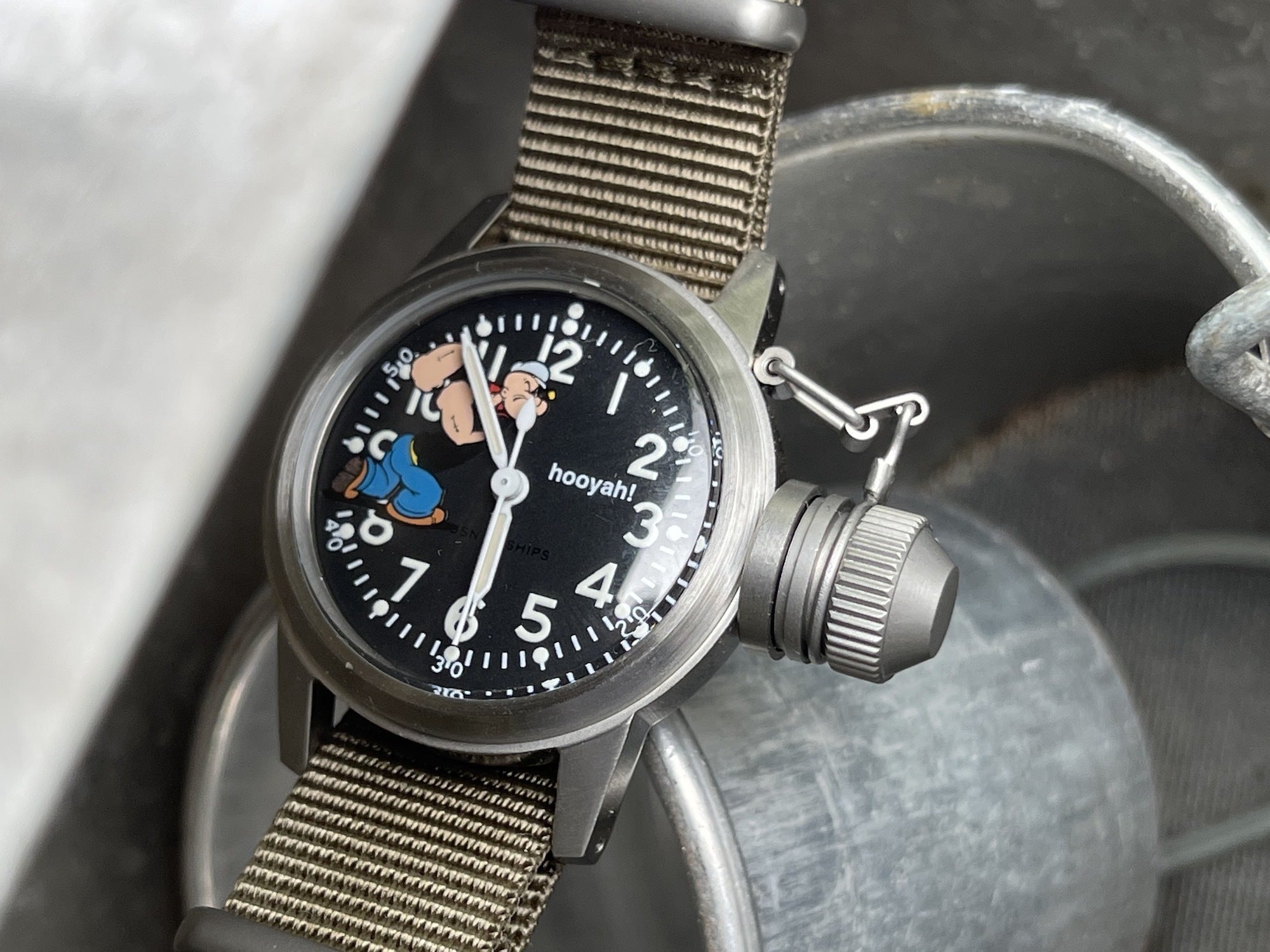 米軍ノーズアート時計にBetty Boop™とPopeye™がコラボ！ - CAMPFIRE