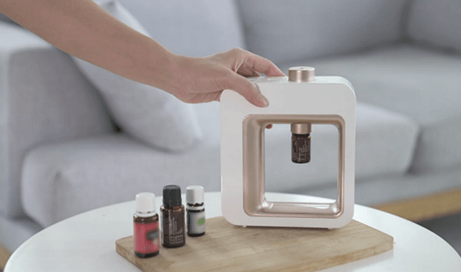 次世代アロマディフューザー ～水を使わず、市販のアロマオイルを直接