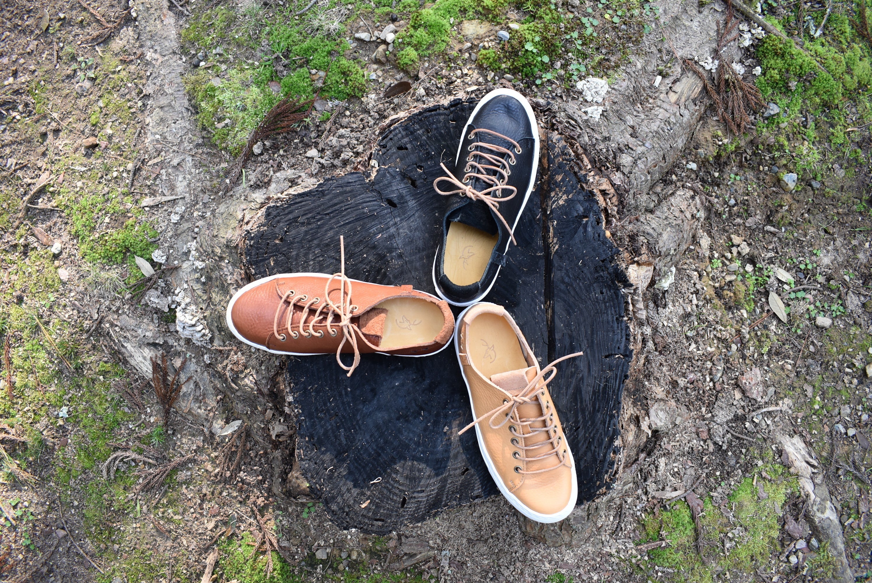 究極の柔らかさを追求した「ボタニカルレザー」でつくるスニーカー