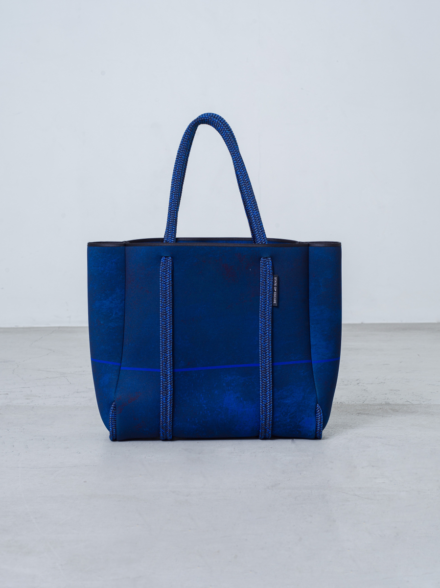 アートなブルーに目が釘付け！ ステート オブ エスケープ×ナイジェル