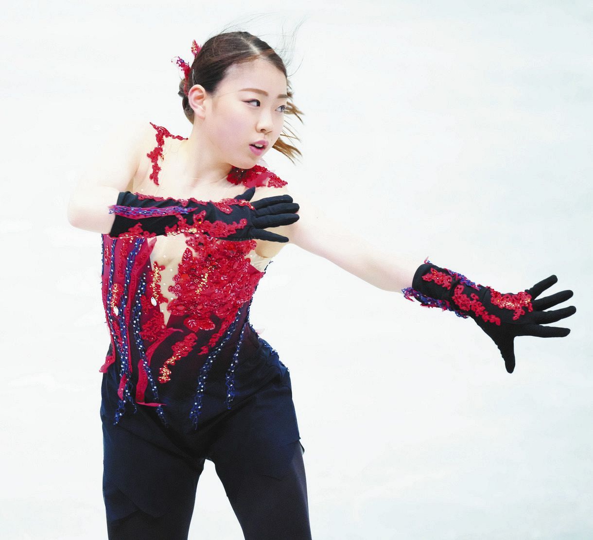 紀平梨花、腰痛も公式練習でトリプルアクセル着氷 連続ジャンプなども