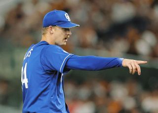 巨人 読売ジャイアンツ 井端弘和コーチ トレーニングウェア 水色