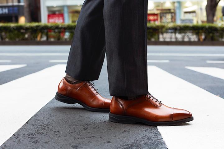 スポーツシューズ並の履き心地！これぞ仕事の相棒です | GoodsPress