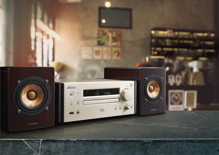 イヤホンやヘッドホンもいいけど、たまにはコンポで最高の音楽を聴き