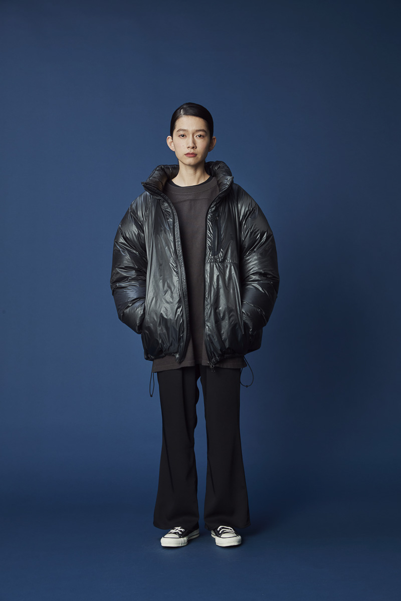 NANGA×I NEED YOU BABYのダウンジャケットは宇宙服がモチーフ