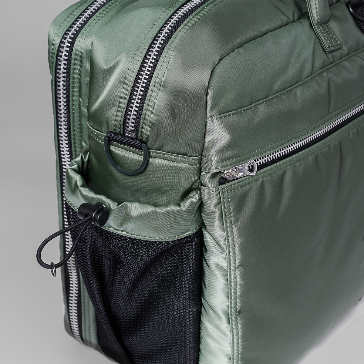 ひと味違うタンカーで出かけよう。「PX TANKER」に旅やビジネスで