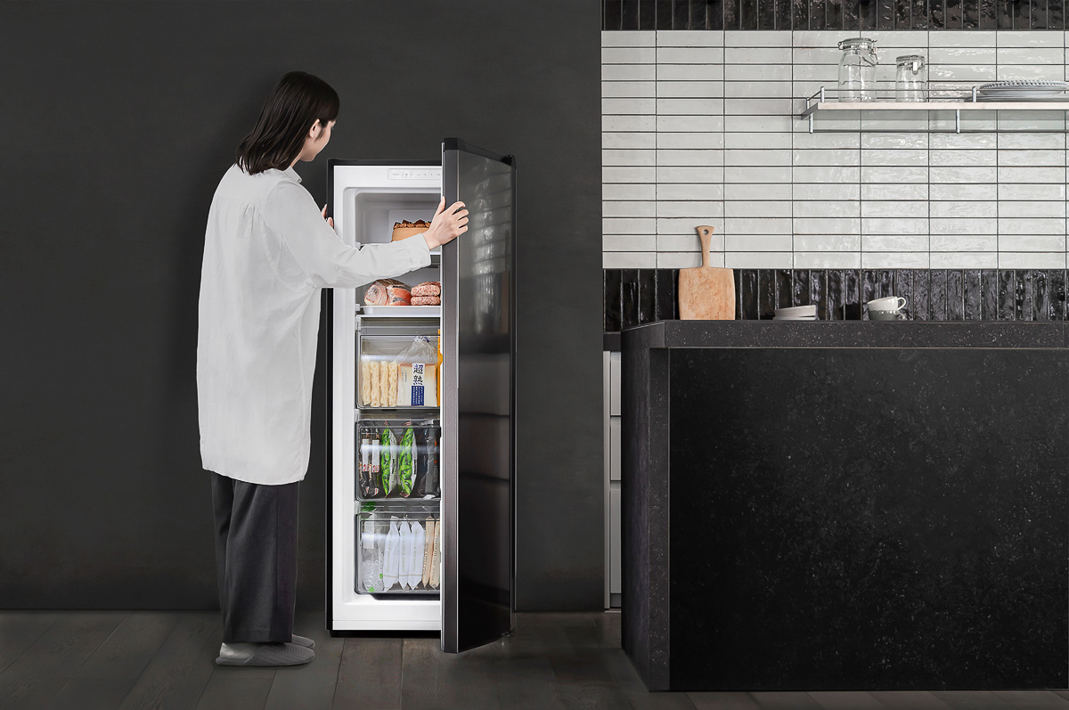 そろそろセカンド冷凍庫が欲しいなら、スリムで省エネなツインバードの