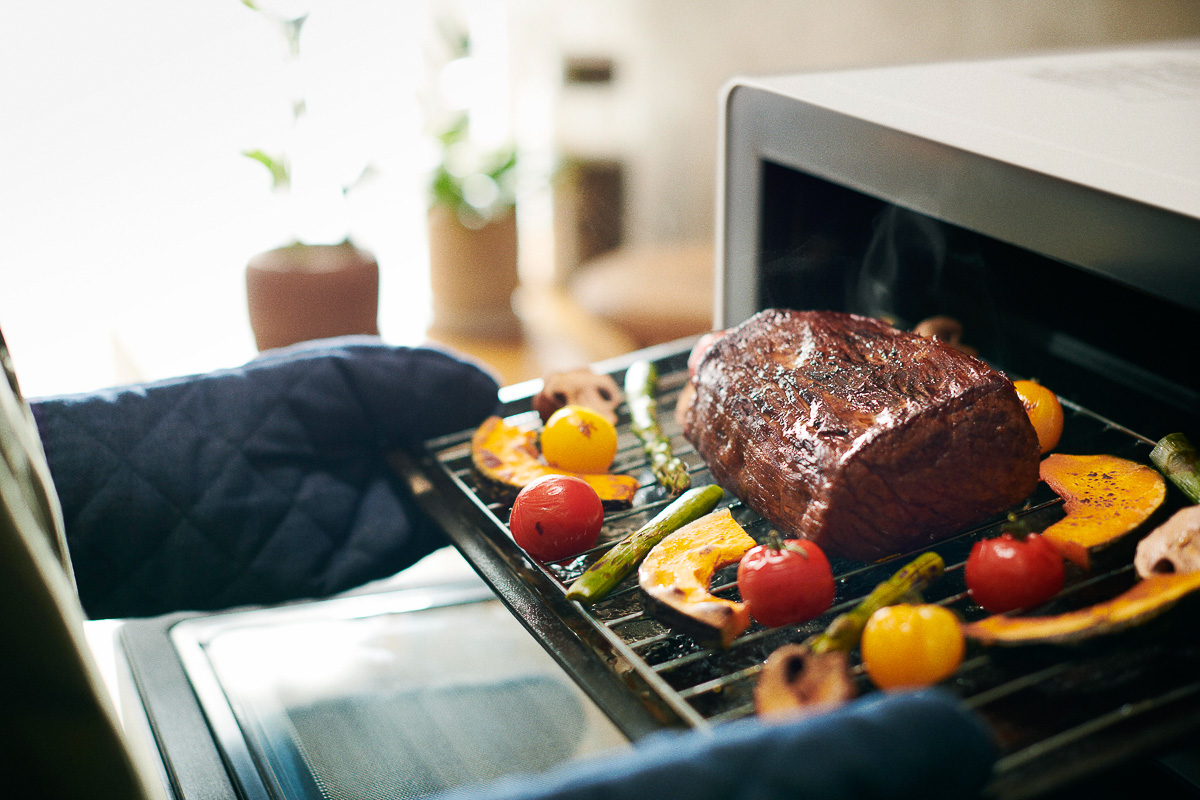 最高310度でこんがり焼ける！日立の過熱水蒸気オーブンレンジ