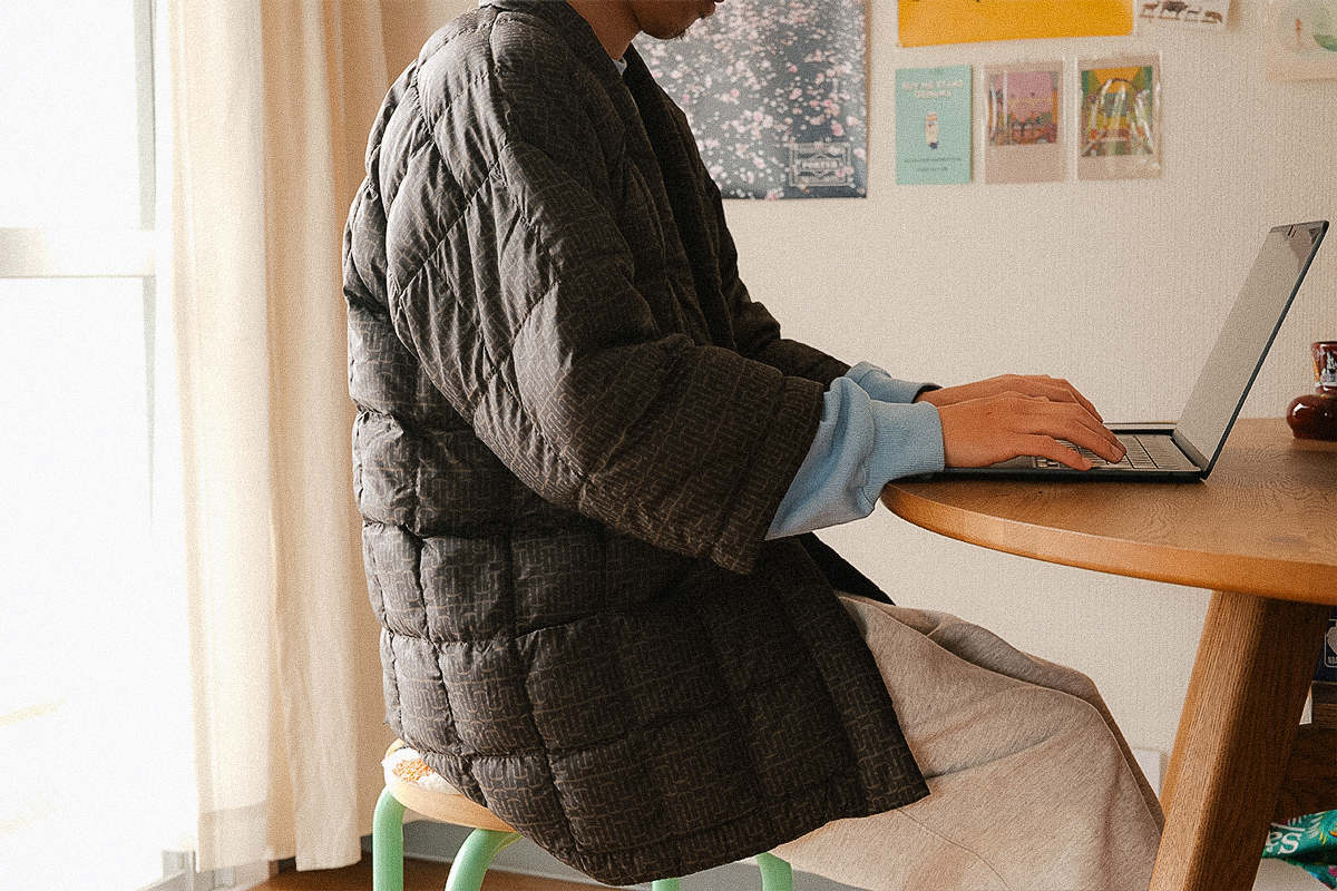 モンベルの「ダウン入り半纏」は