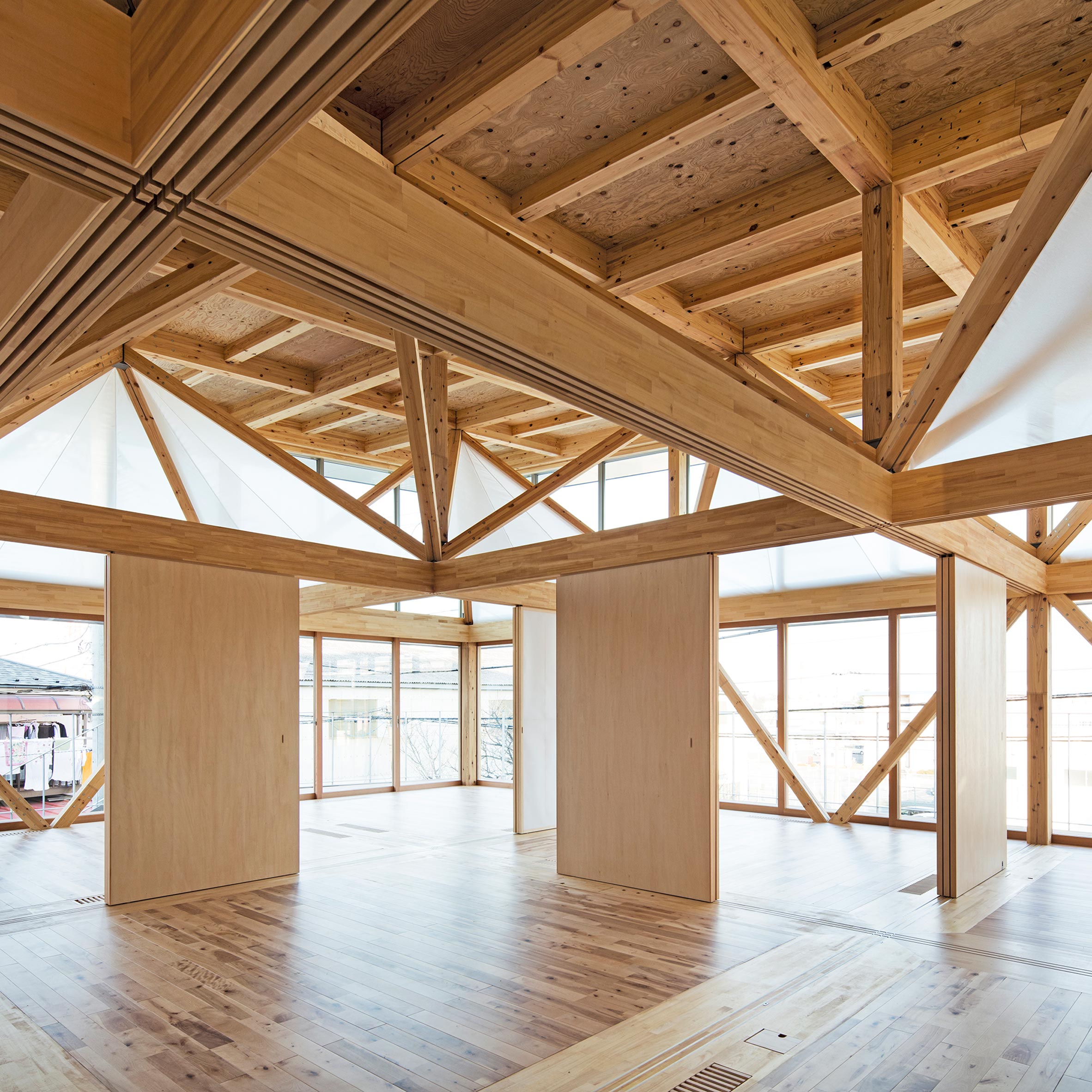 substrate-factory-ayase-aki-