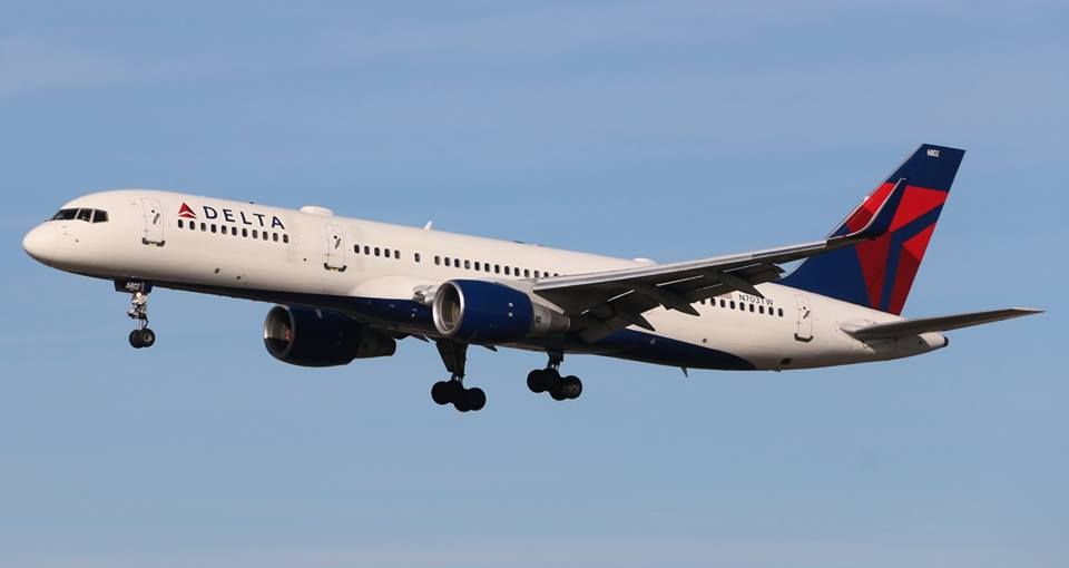 Review of Delta Air Lines flight from Los Angeles to New York in