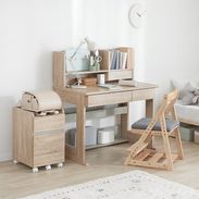 ①Maruni学習机(ワゴンとのセットのうち机部分) 勉強が楽しくなる学習