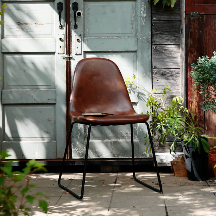 ヴィンテージ風のおしゃれなダイニングチェア(グレイッシュブラック+