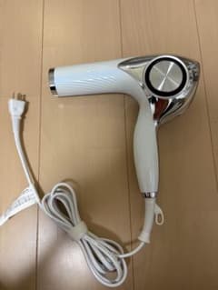 ジャンク】ReFa ドライヤー RE-AJ02A ホワイト 1200W - メルカリ