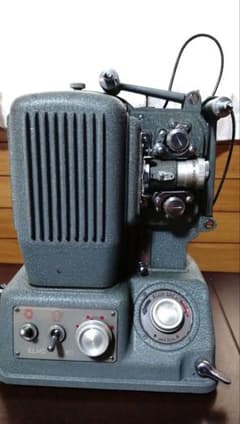 ELMO E-80 8mm 映写機 昭和レトロ・ビンテージ - メルカリ