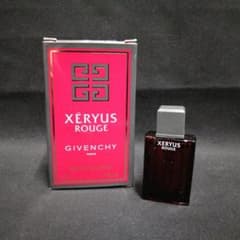 希少 廃盤 ジバンシー キセリュズ ルージュ オードトワレ 香水 4ml