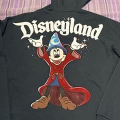 新品タグ付き】カリフォルニア限定 パーカー ソーサラーミッキー