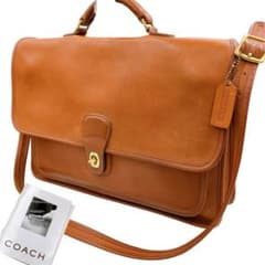 逸品】5180 オールドコーチ Metropolitan Brief Bag - メルカリ