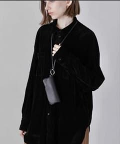 最終値下げしました！ラポドゥジェム ベロアシャツ ブラック - メルカリ