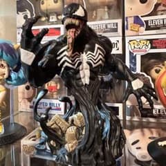 本日限定価格！ヴェノム 世界限定2000体フィギュア(AP) - メルカリ