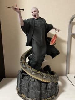 アイアンスタジオ ヴォルデモート 1/4 スタチュー - メルカリ
