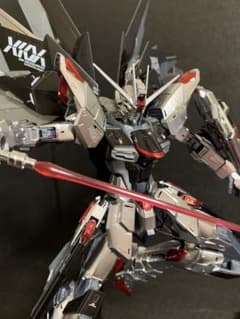 MGフリーダムVer.2.0シルバーコーティング 部分塗装 完成品 値引交渉可