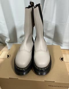 Dr.Martens 25cm ベージュブーツ30966348 ドクターマーチン - メルカリ