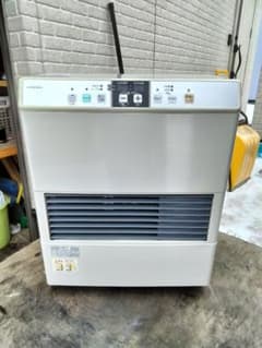 札幌発コロナFF温風石油ストーブ！品番「FF‐4213GS」2013年式中古品⑯