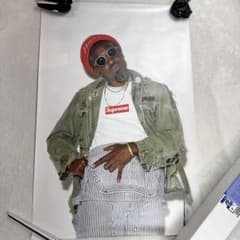 Supreme 22AW Andre3000 ポスター 証明書？、箱など付き - メルカリ