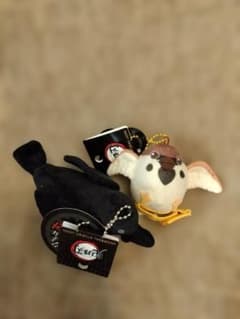 ユニバーサルスタジオジャパン「鬼滅の刃」鎹鴉とチュン太郎マスコット