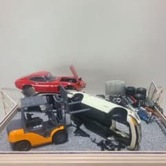 1/18ミニカー解体ジオラマ - メルカリ