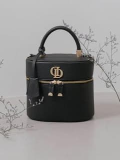 Darich 新品未使用 Dモチーフバニティバッグ BLK - メルカリ