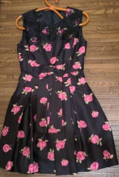 ジーザスディアマンテ ワンピース 38 ブラック ピンク 薔薇柄 リボン