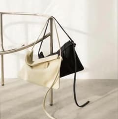 LA PEAU DE GEM × ITTI コラボバッグ - メルカリ