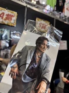 m52781399958_1.jpg?1765115409