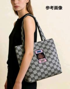 レア！！GUCCI ノベルティ キャンパスロゴトートバッグ 大容量 - メルカリ