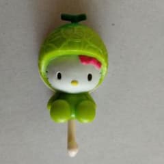 マグネット フック ハローキティ フルーツ なっちゃん - メルカリ