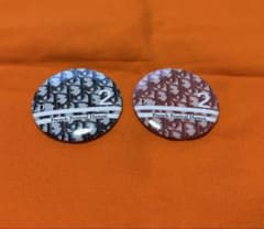 ビンテージ ディオール トロッター柄缶バッチ ガリアーノ期 - メルカリ