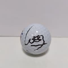 渋野日向子直筆サインゴルフボール【TOTOクラッツクボール】 - メルカリ