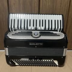 GIULIETTI ジュリエッティ M52 アコーディオン - メルカリ