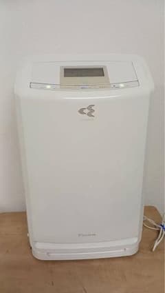 ダイキン 除加湿空気清浄機 MCZ70T-W クリアフォースZ 31畳用 - メルカリ