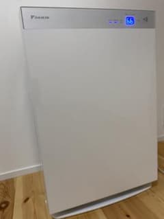 ダイキン 加湿空気清浄機 MCK70VE6-W 2019年製 - メルカリ