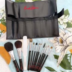 美品 ケサランパサラン メイクブラシセット - メルカリ